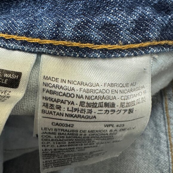 Levi's 550 Jean Shorts Men's 42 Medium Wash Relaxed Fit Denim Jorts - Picture 6 of 10